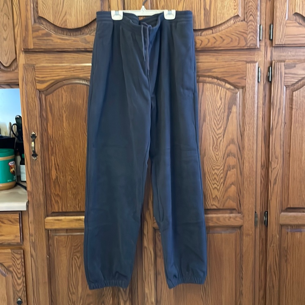 Men’s polar fleece pants , size Large.